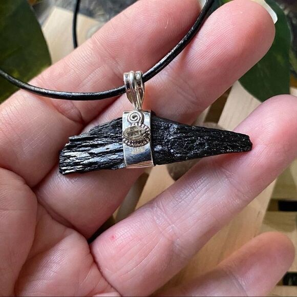 Black Kyanite & Herkimer Diamond Solid Sterling Silver Pendant Necklace - Picture 4 of 7